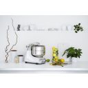 GW_on_bench_with_branch_L_atra.jpg Thumb