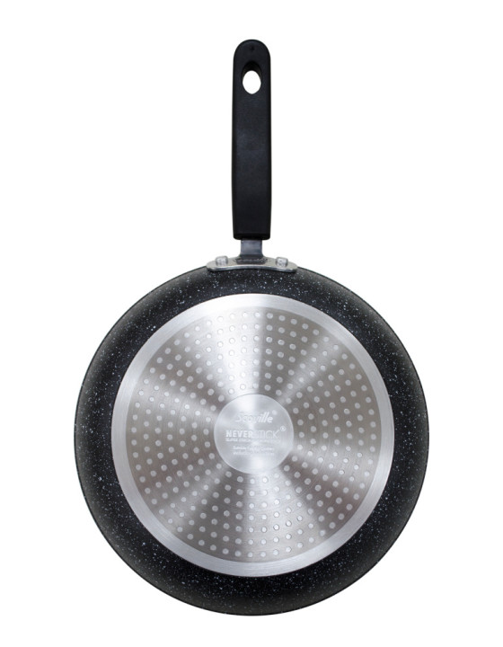 Scvoille_NS_24cm_Frying_Pan_Base_01.JPG