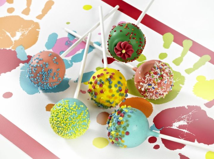 RS844_85027_Cake_Pops_Anwender_2_300.jpg