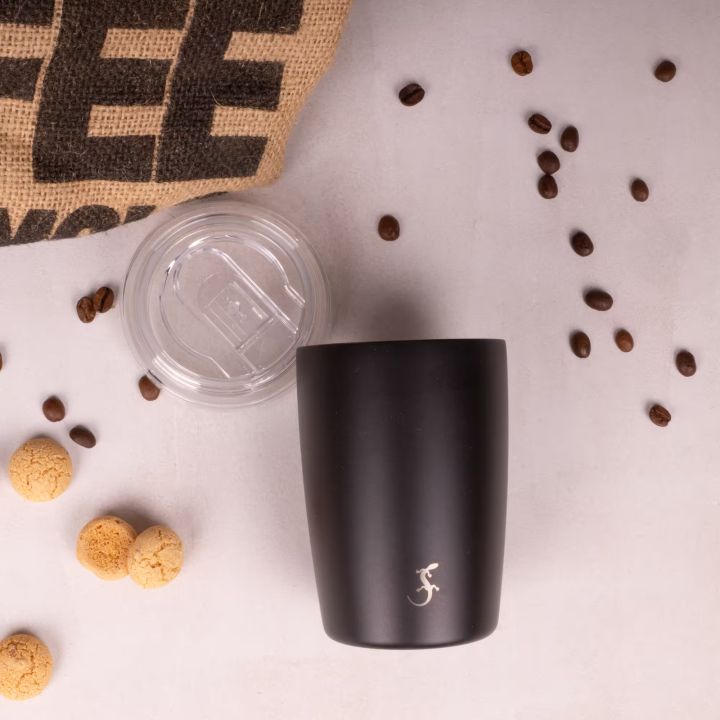 1760450396-lurch-isolierbecher-coffee-black-01.jpg