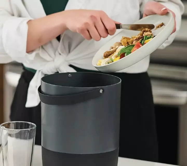 1788435482-foodcycler-2.webp