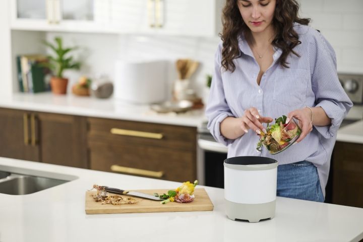1788435982-foodcycler-fsc12223.jpg