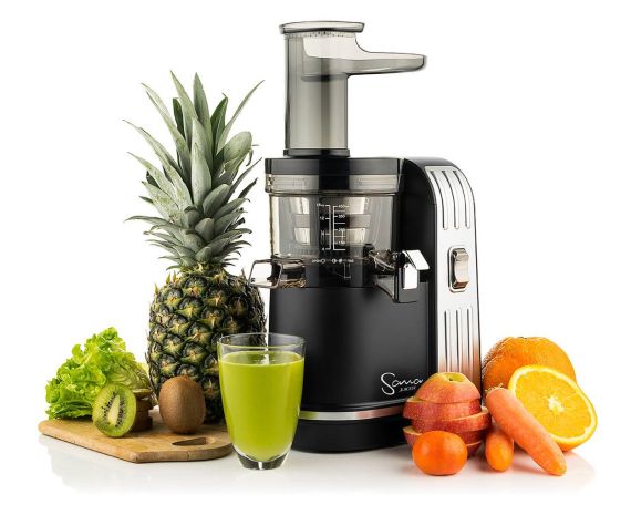 Odšťavňovač Sana Juicer EUJ-707 by Omega na ovoce